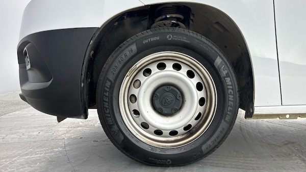 Used Toyota ProAce 2023 for sale - 75174196: Photo 11