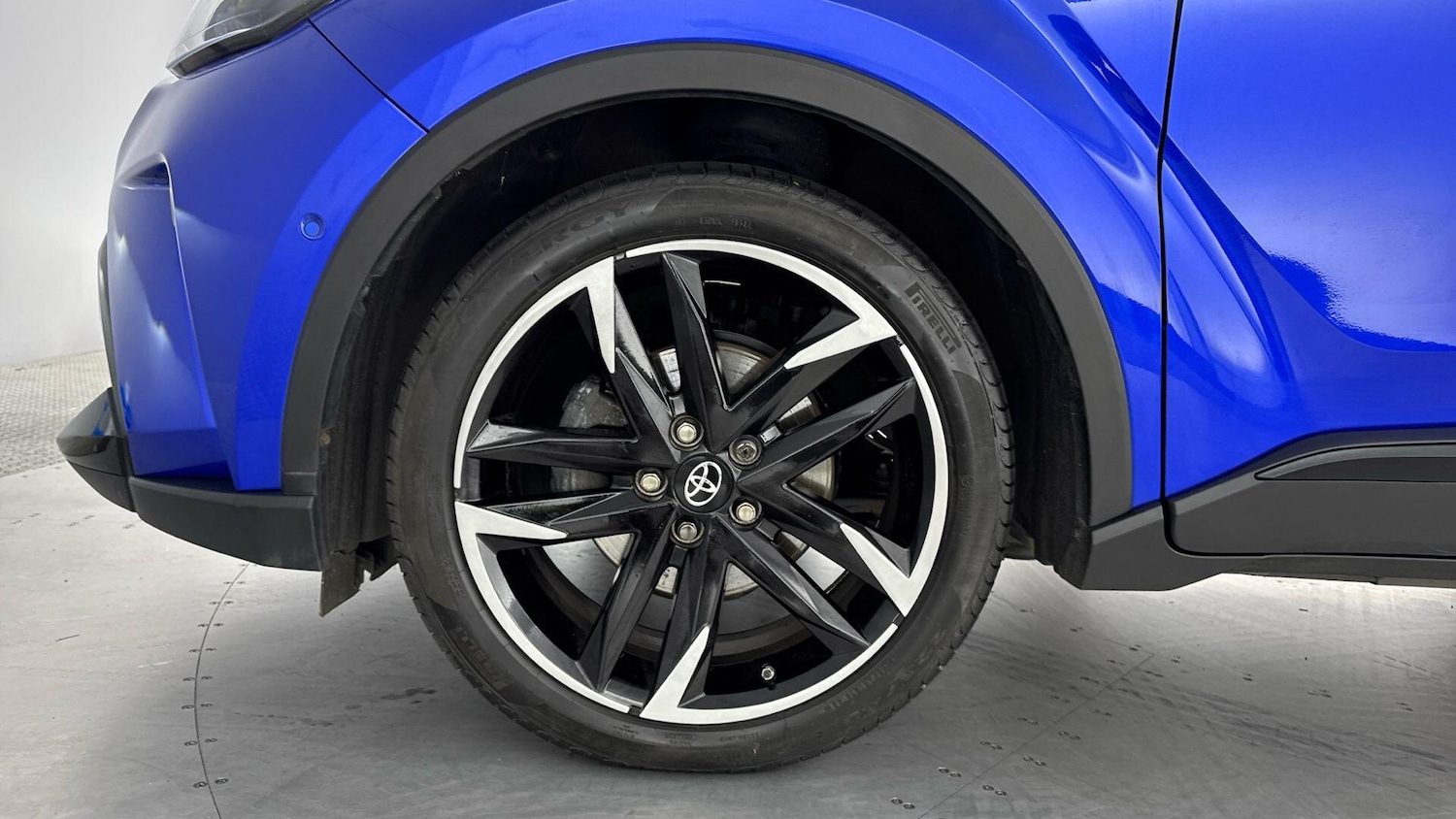 Used Toyota C-HR 2022 for sale - 76336203: Photo 11