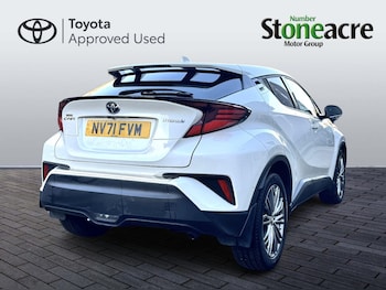 Used Toyota C-HR 2022 for sale - 77060401: Photo