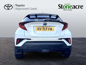 Used Toyota C-HR 2022 for sale - 77060401: Photo