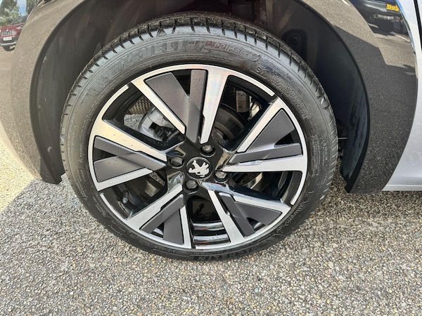 Used Peugeot 208 2020 for sale - 75756662: Photo 9