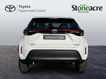 Used Toyota Yaris Cross 2024 for sale - 77737471: Photo