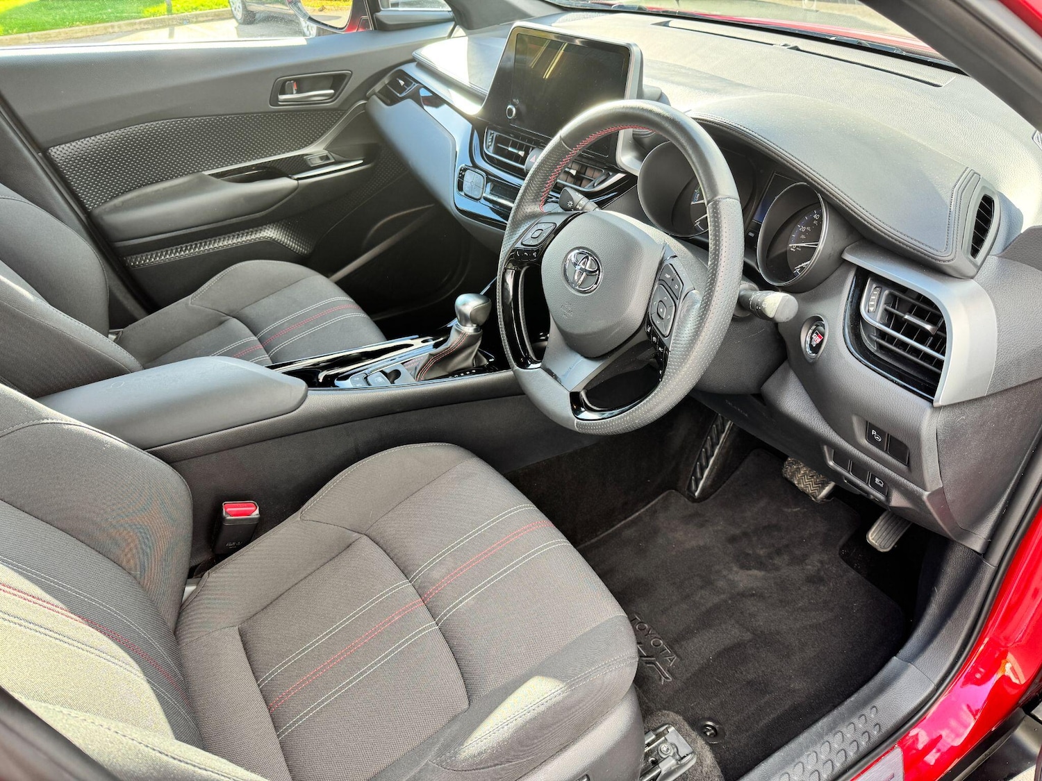 Used Toyota C-HR 2022 for sale - 76247945: Photo 13