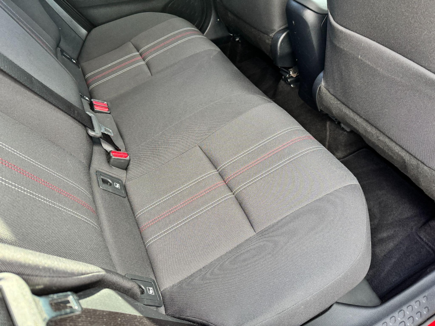 Used Toyota C-HR 2022 for sale - 76247945: Photo 14