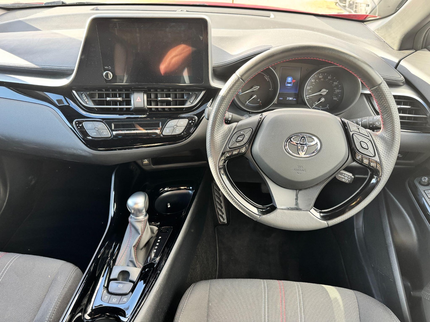 Used Toyota C-HR 2022 for sale - 76247945: Photo 17