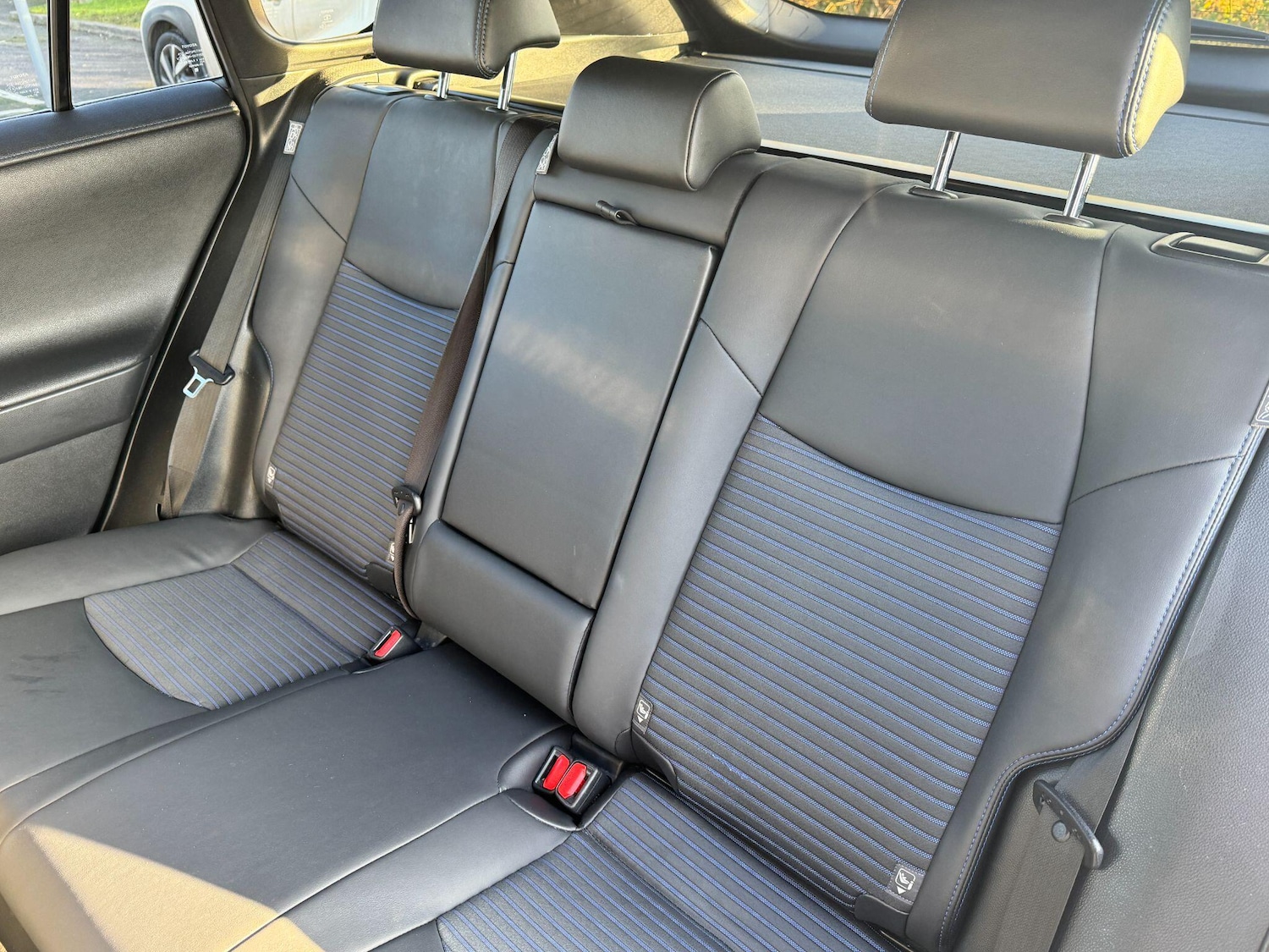 Used Toyota RAV4 2022 for sale - 76714640: Photo 13