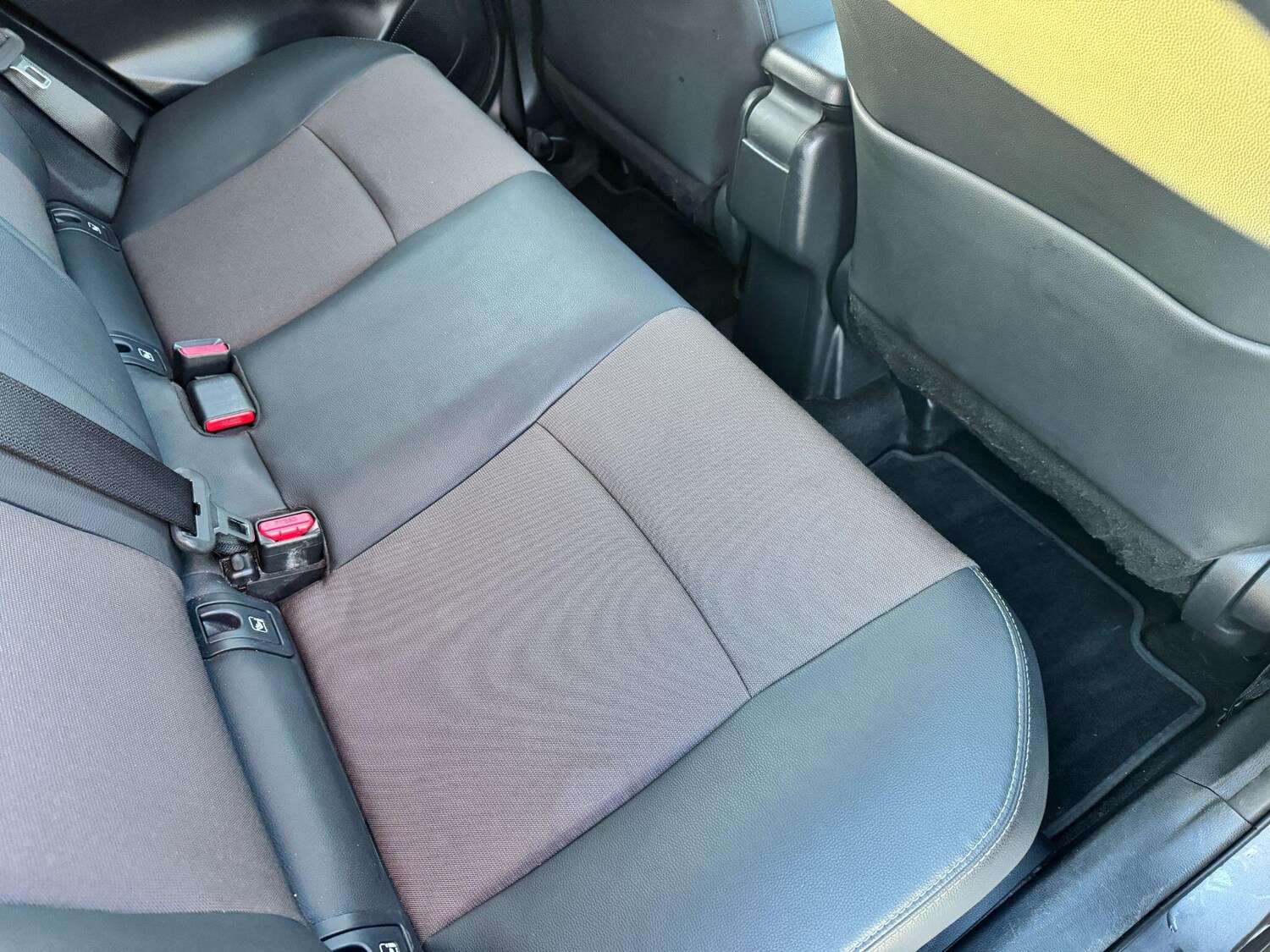 Used Toyota Yaris Cross 2023 for sale - 76780864: Photo 12