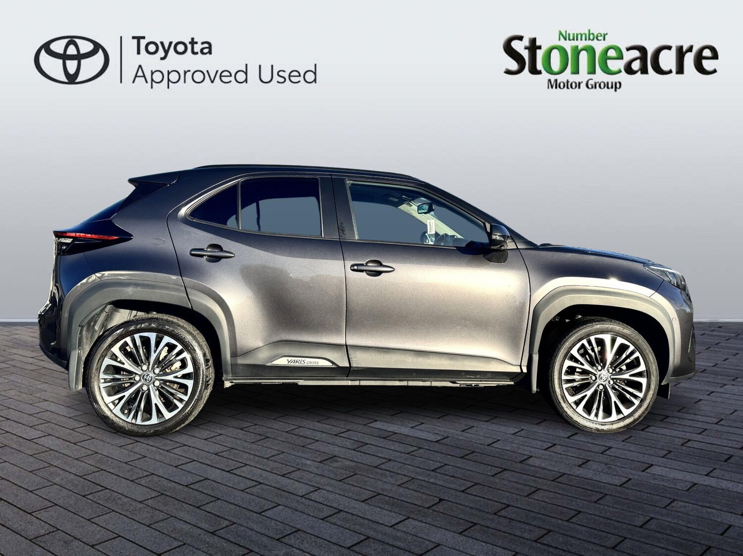 Used Toyota Yaris Cross 2023 for sale - 76780864: Photo 2