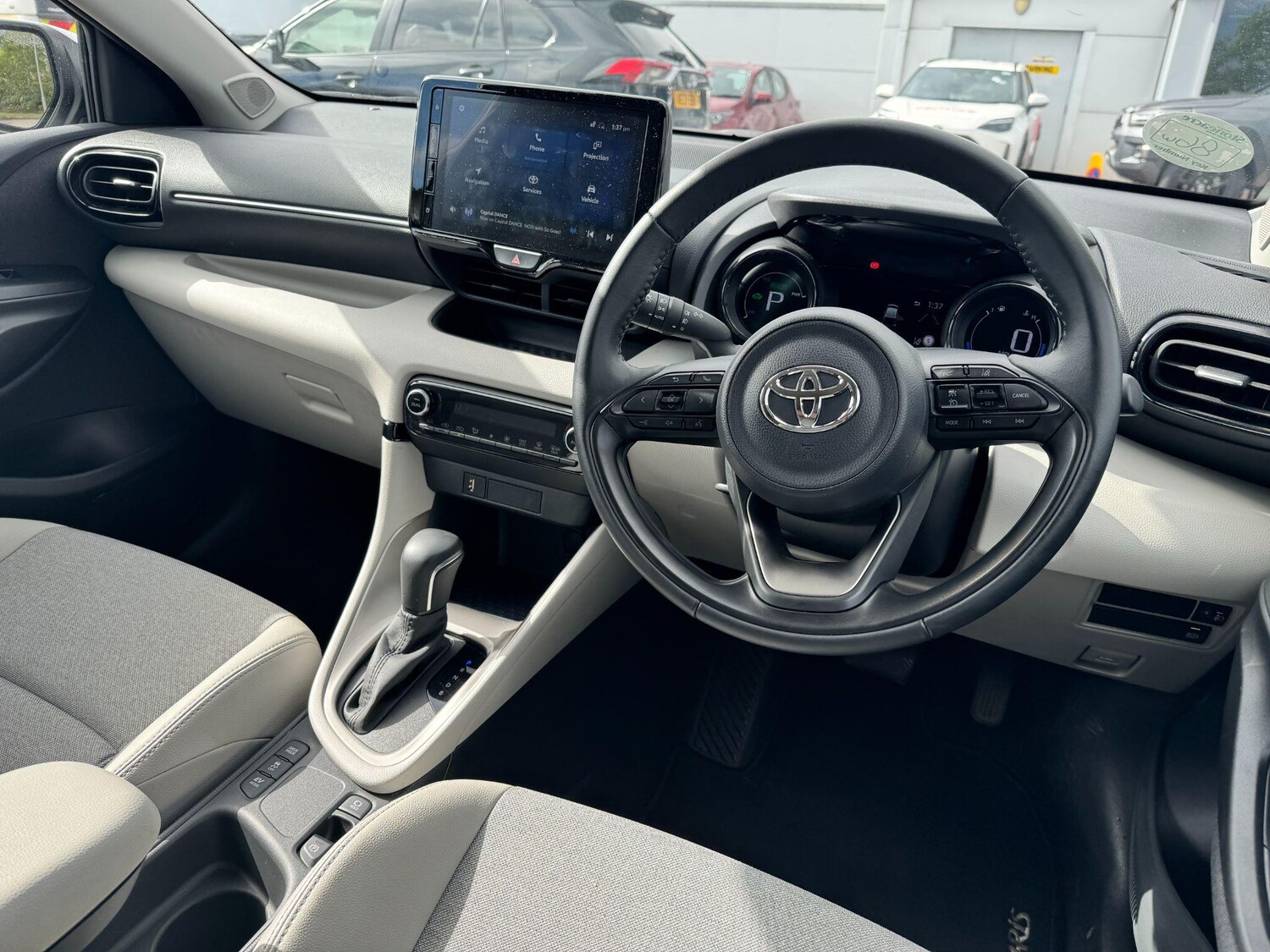 Used Toyota Yaris for sale - 75905920: Photo 18