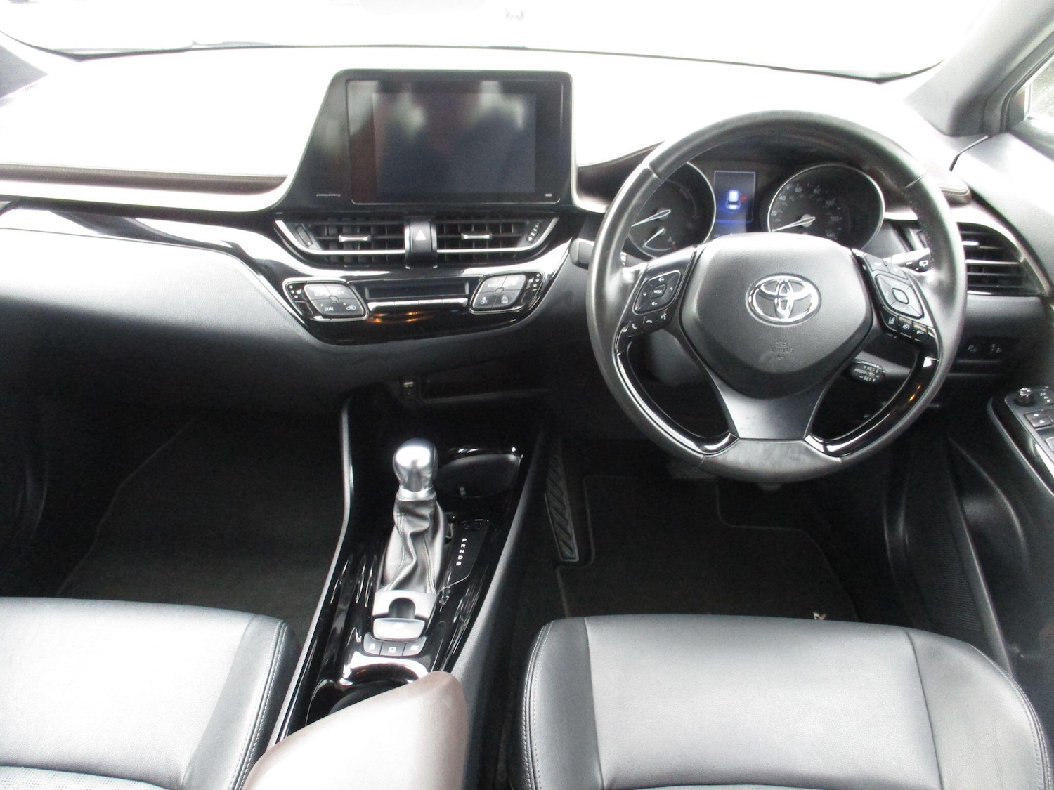 Used Toyota C-HR for sale - 78184360: Photo 17