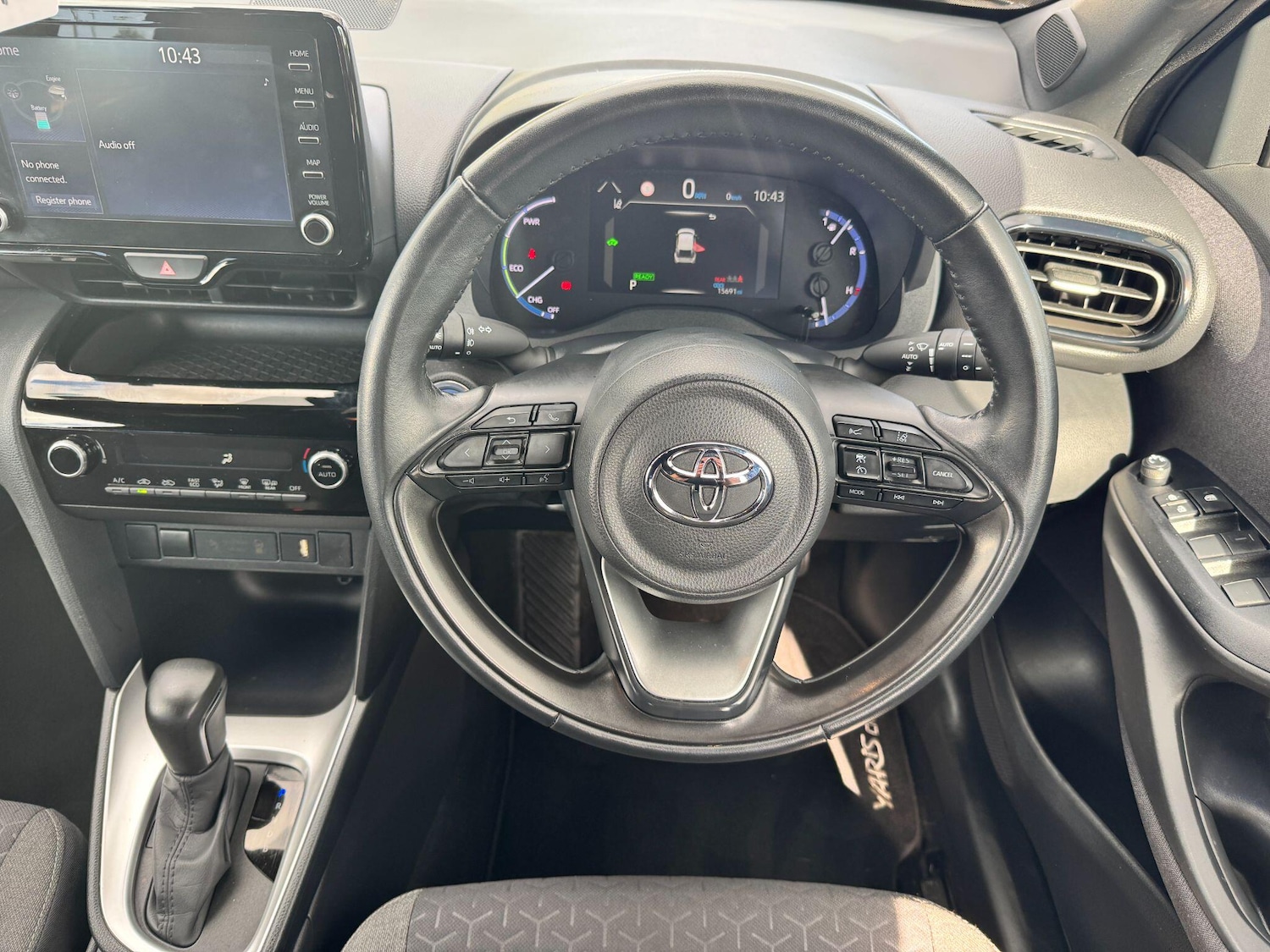 Used Toyota Yaris Cross 2023 for sale - 76020909: Photo 19
