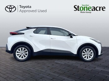Used Toyota C-HR 2024 for sale - 78480960: Photo