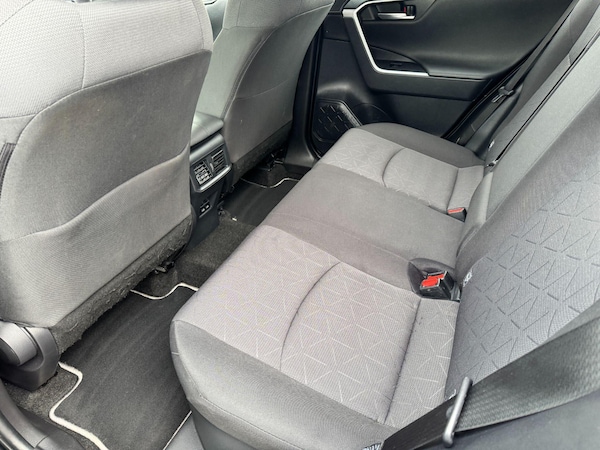Used Toyota RAV4 2023 for sale - 76137942: Photo 13