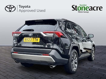 Used Toyota RAV4 2023 for sale - 76137942: Photo 3