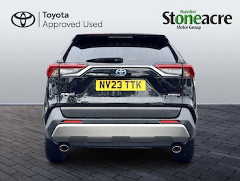 Used Toyota RAV4 2023 for sale - 76137942: Photo 4