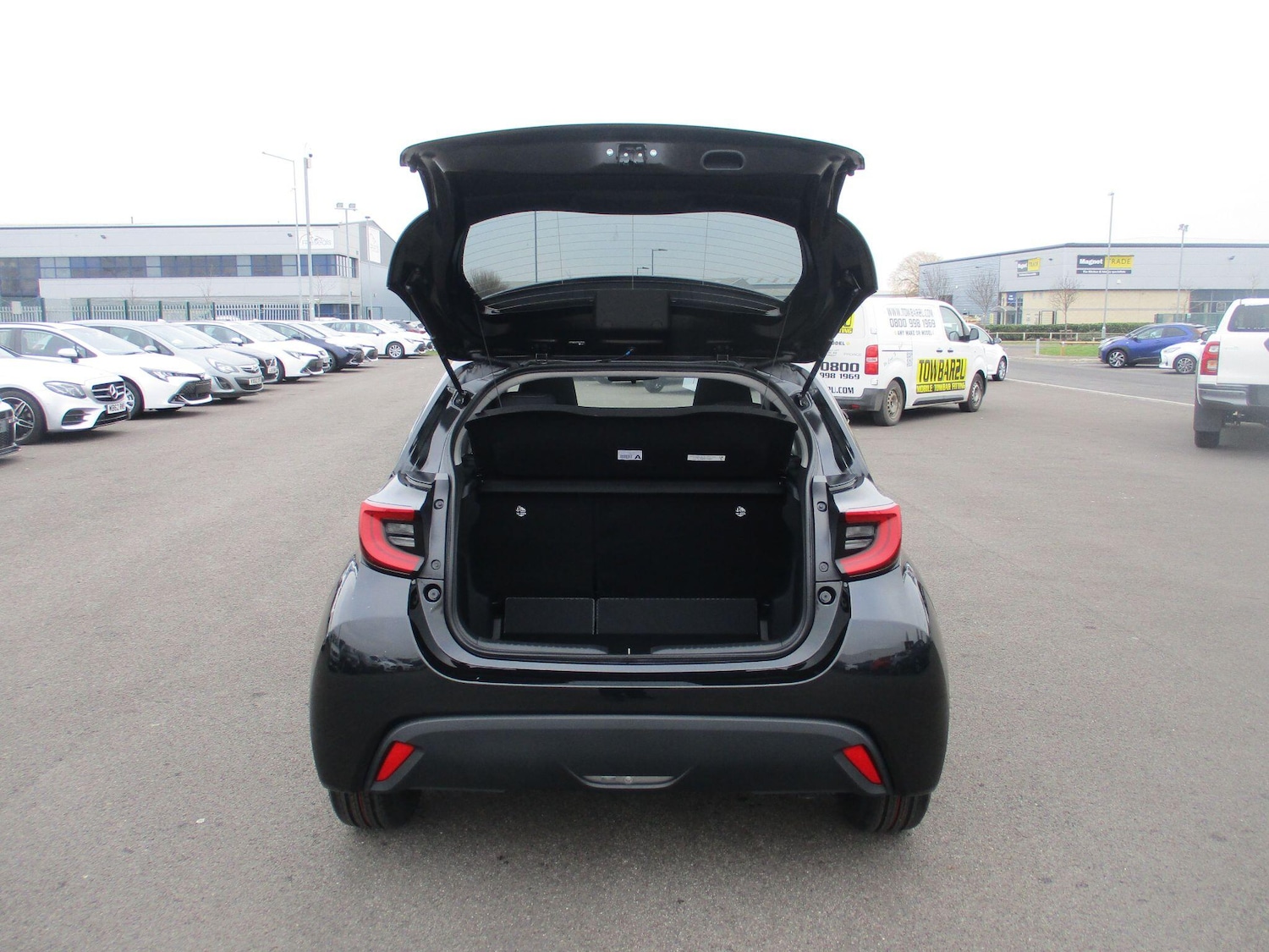 Used Toyota Yaris 2023 for sale - 76824049: Photo 10