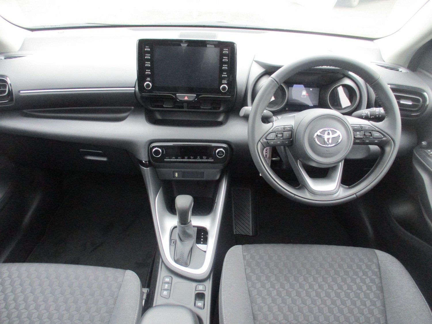 Used Toyota Yaris 2023 for sale - 76824049: Photo 15