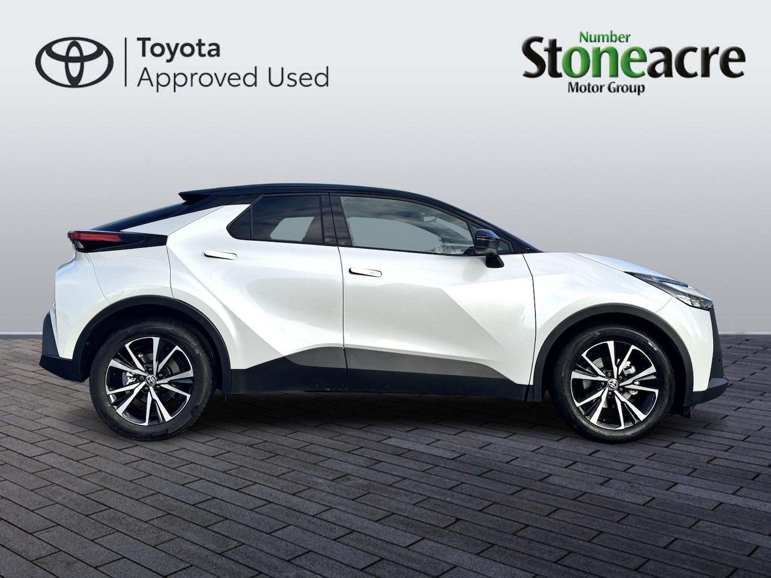 Used Toyota C-HR 2025 for sale - 76700968: Photo 2