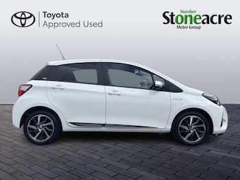 Used Toyota Yaris 2020 for sale - 79553071: Photo
