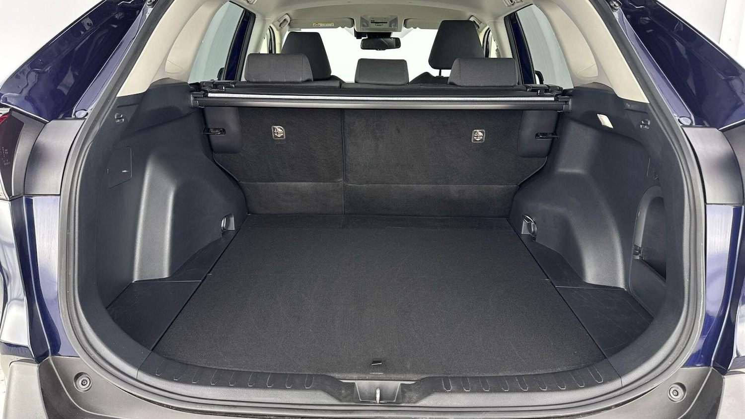 Used Toyota RAV4 2022 for sale - 77060189: Photo 10