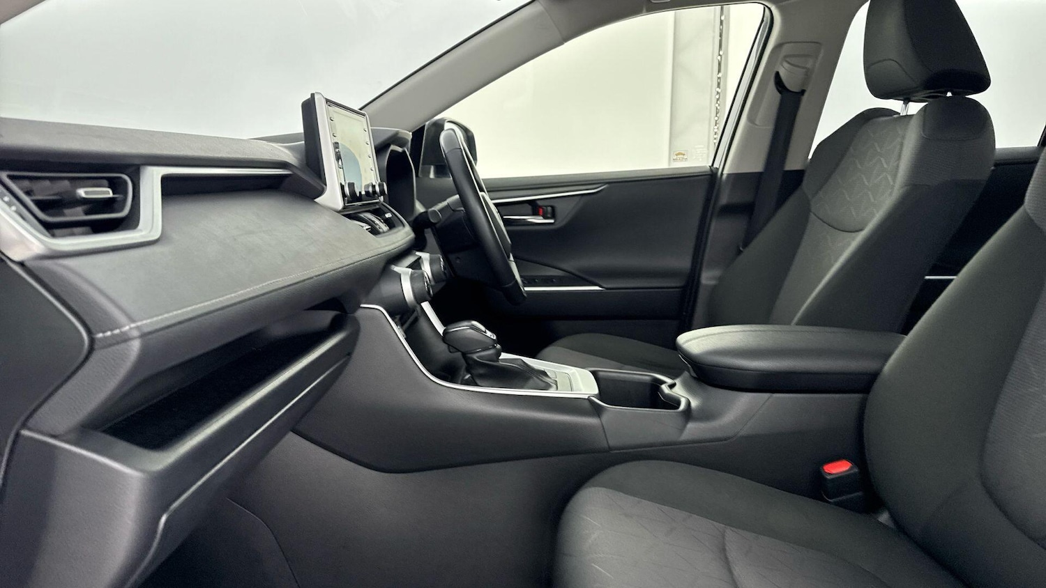 Used Toyota RAV4 2022 for sale - 77060189: Photo 16