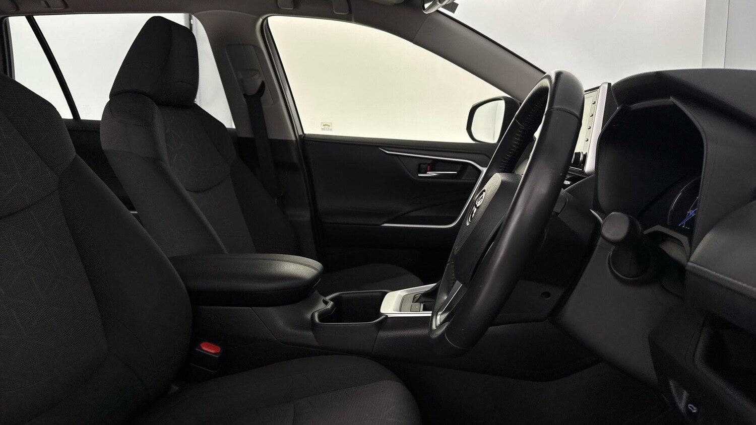 Used Toyota RAV4 2022 for sale - 77060189: Photo 17