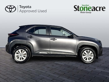 Used Toyota Yaris Cross 2023 for sale - 76388756: Photo