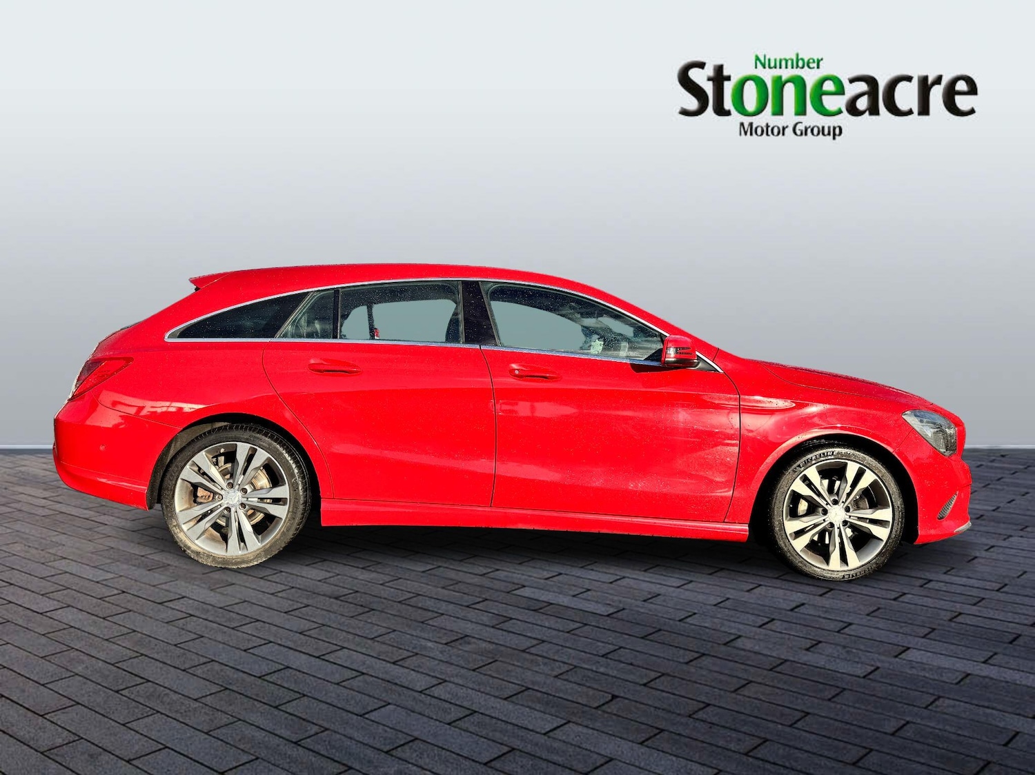 Used Mercedes-Benz CLA 2017 for sale - 76592356: Photo 2