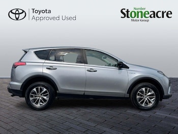 Used Toyota RAV4 2017 for sale - 75414603: Photo