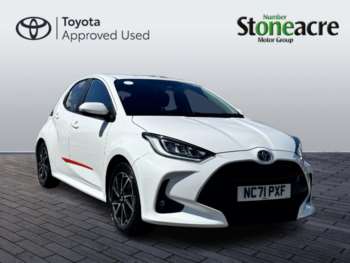 2022 (71) - 1.5 VVT-h Design Hatchback 5dr Petrol Hybrid E-CVT Euro 6 (s/s) (116 ps)