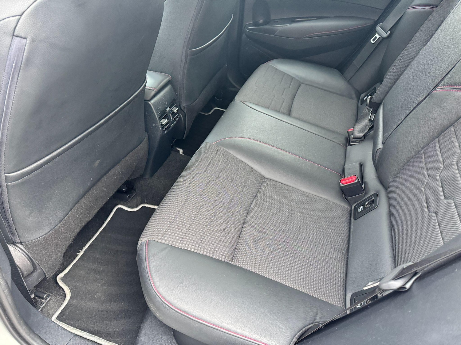 Used Toyota Corolla 2019 for sale - 76247821: Photo 15