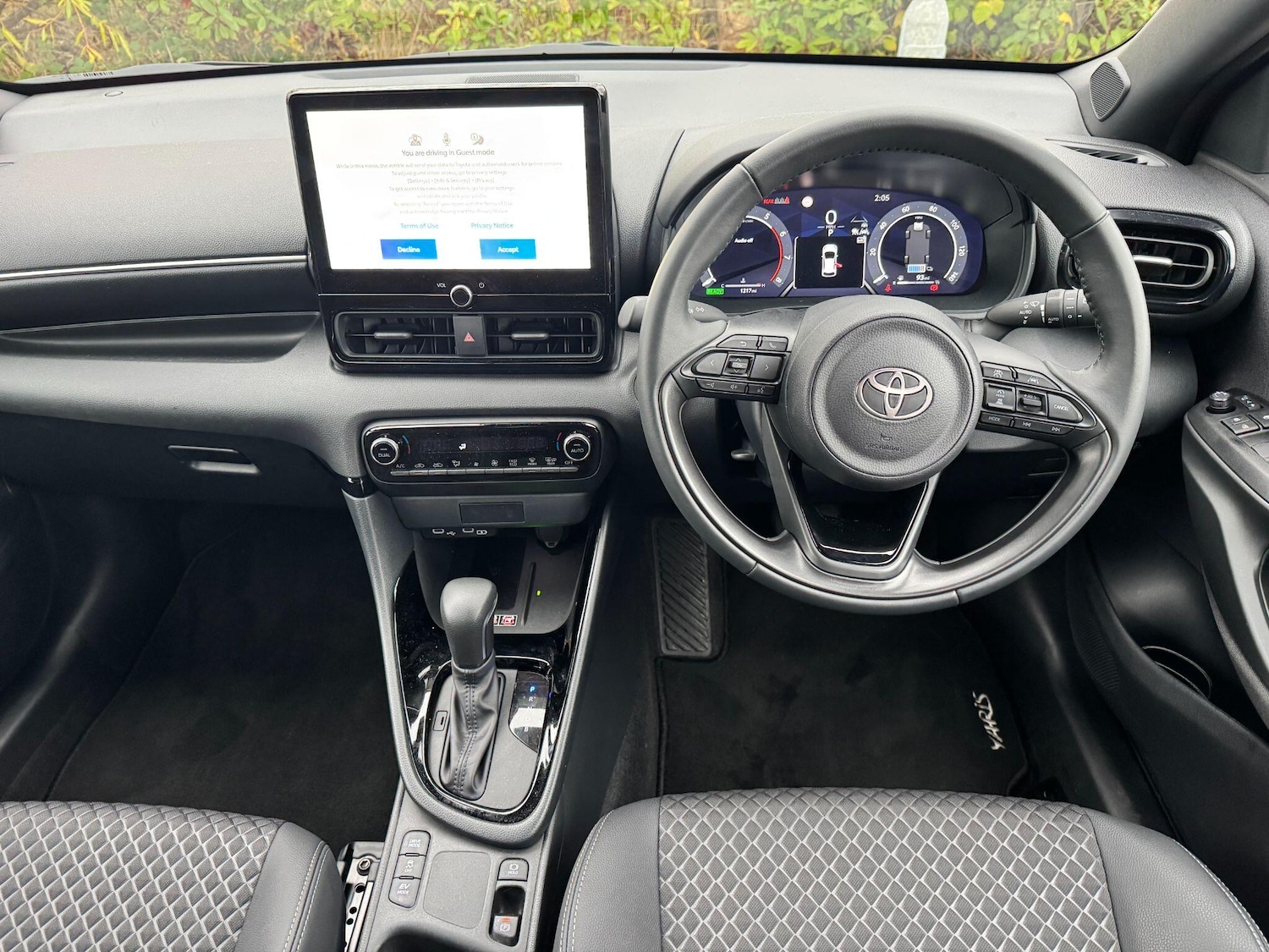 Used Toyota Yaris 2025 for sale - 76701457: Photo 15