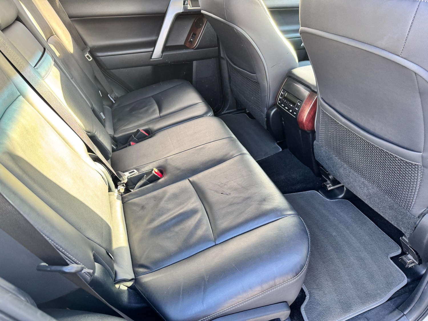 Used Toyota Land Cruiser 2016 for sale - 76898376: Photo 12