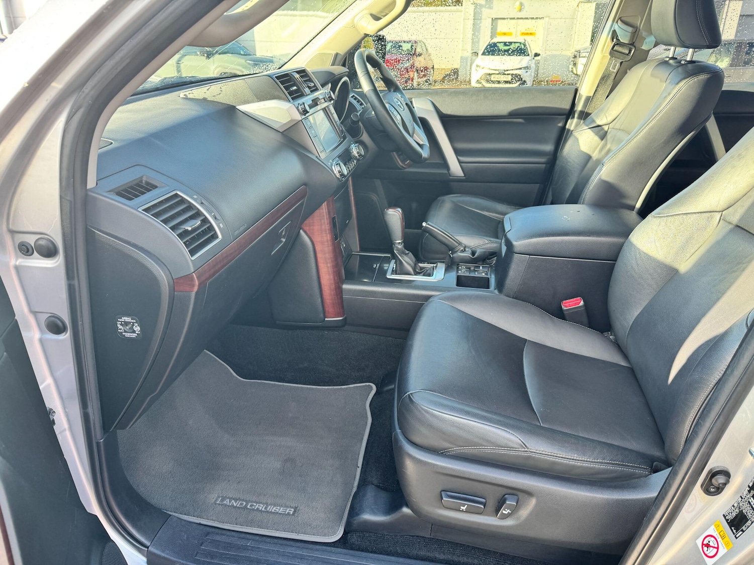 Used Toyota Land Cruiser 2016 for sale - 76898376: Photo 14