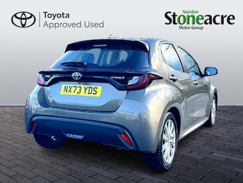 Used Toyota Yaris 2023 for sale - 77060394: Photo
