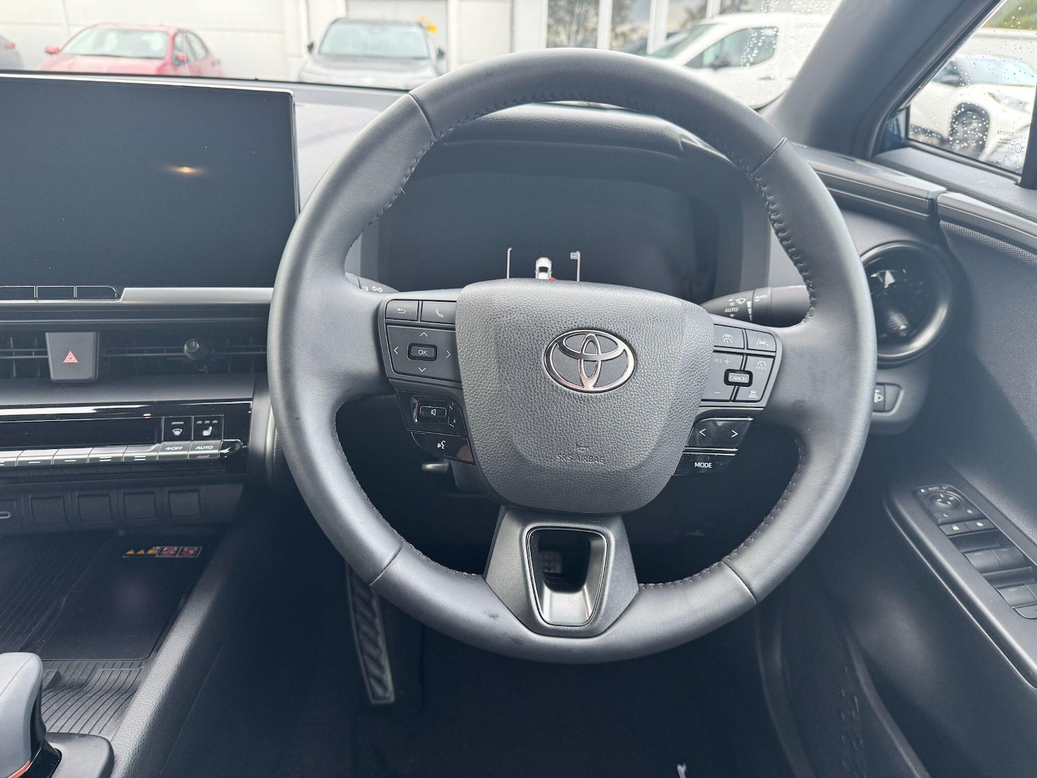 Used Toyota C-HR 2024 for sale - 76259453: Photo 19