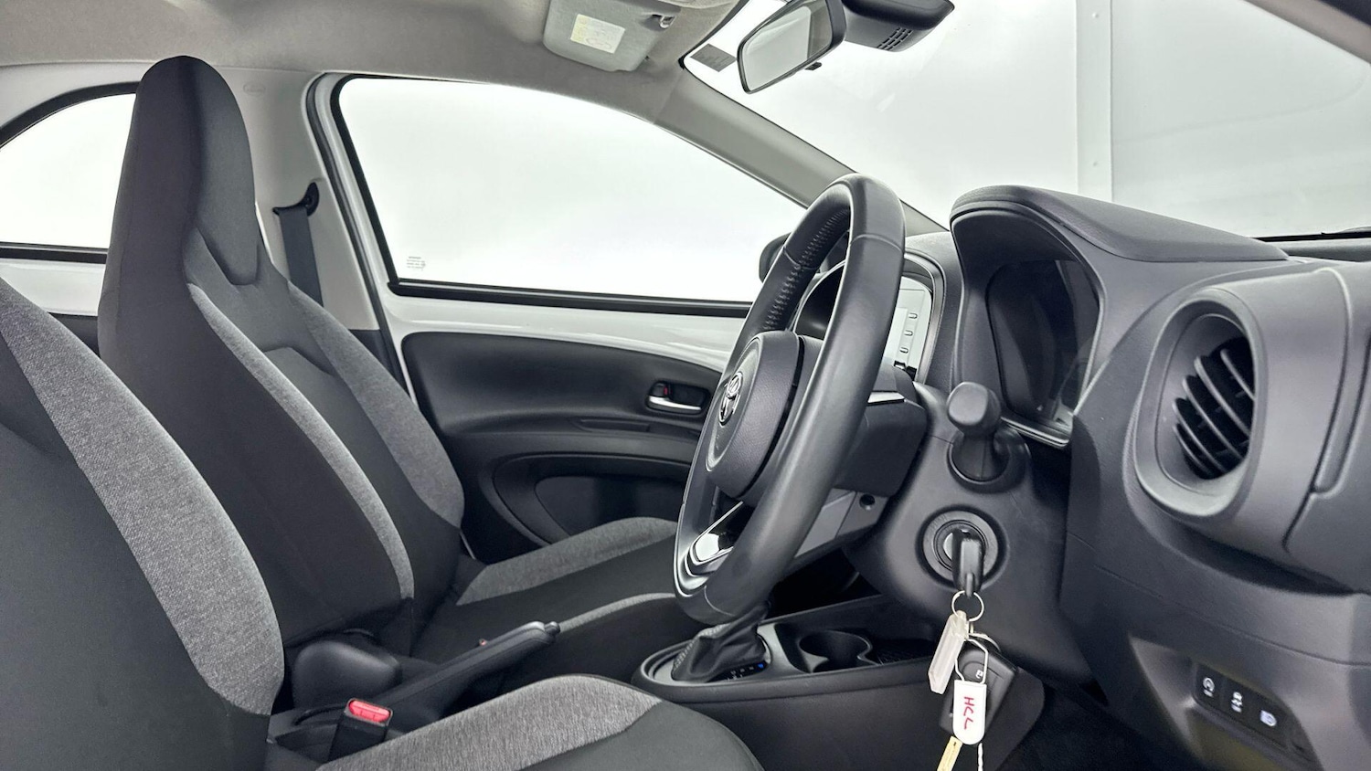 Used Toyota Aygo X for sale - 76727697: Photo 17