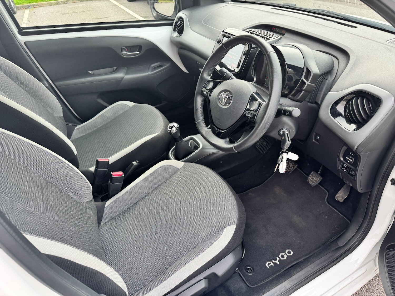 Used Toyota AYGO 2022 for sale - 76422656: Photo 13