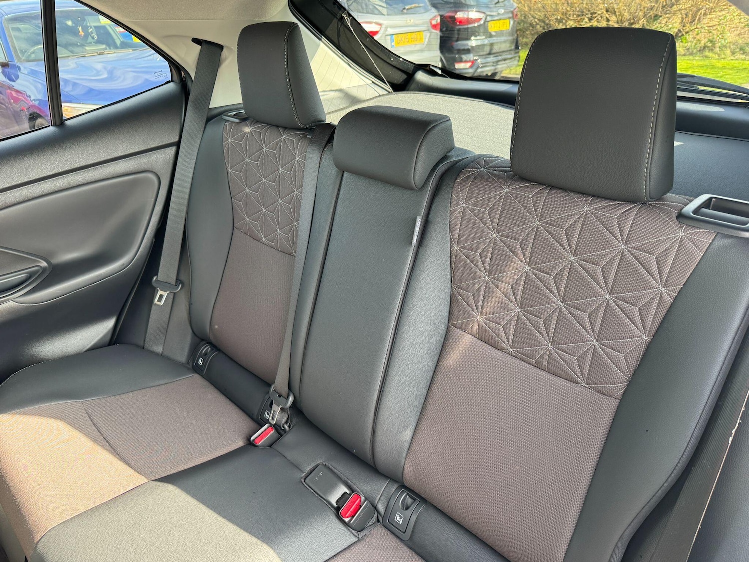 Used Toyota Yaris Cross 2024 for sale - 77645987: Photo 13