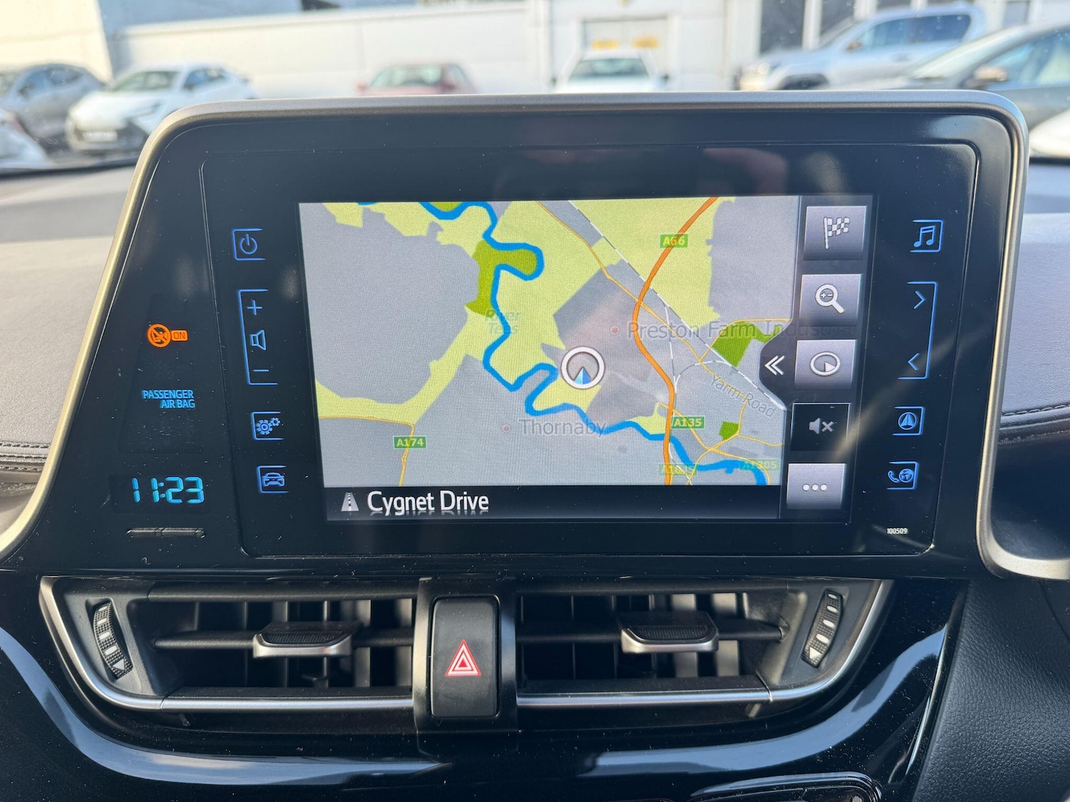 Used Toyota C-HR for sale - 76990517: Photo 19