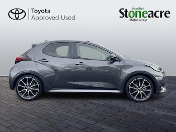 Used Toyota Yaris 2024 for sale - 78772408: Photo