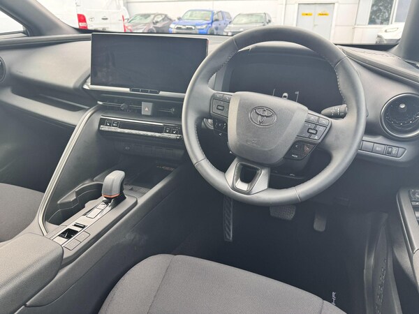 Used Toyota C-HR 2024 for sale - 75670779: Photo 18
