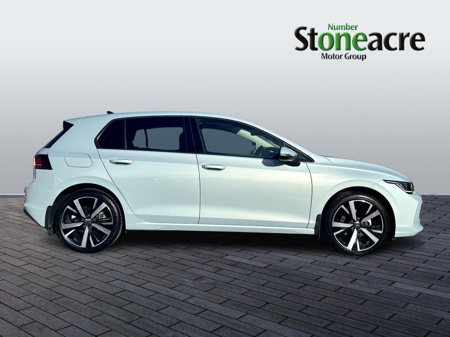 Used Volkswagen Golf 2024 for sale - 76377944: Photo 2