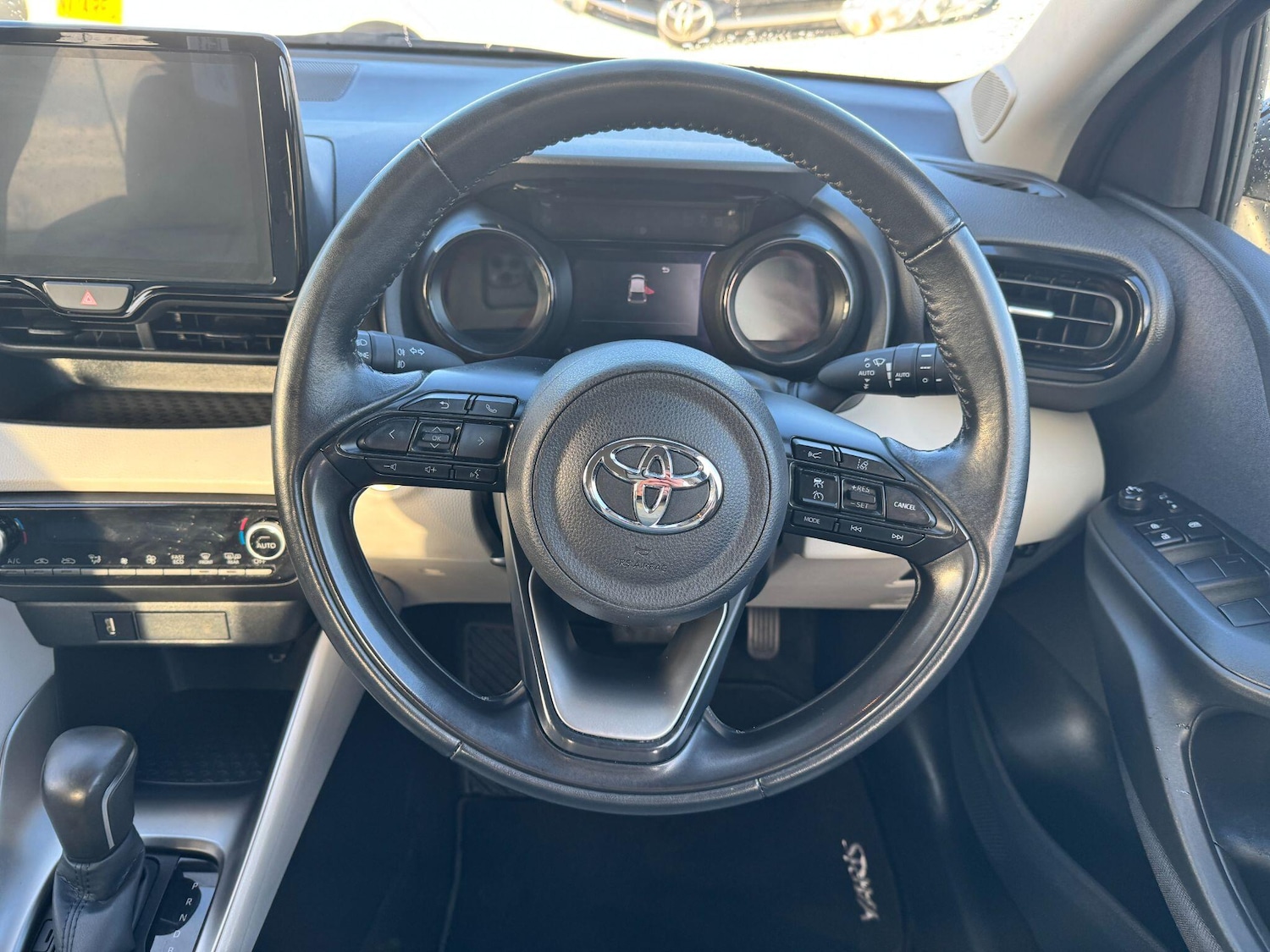 Used Toyota Yaris 2022 for sale - 77396181: Photo 17