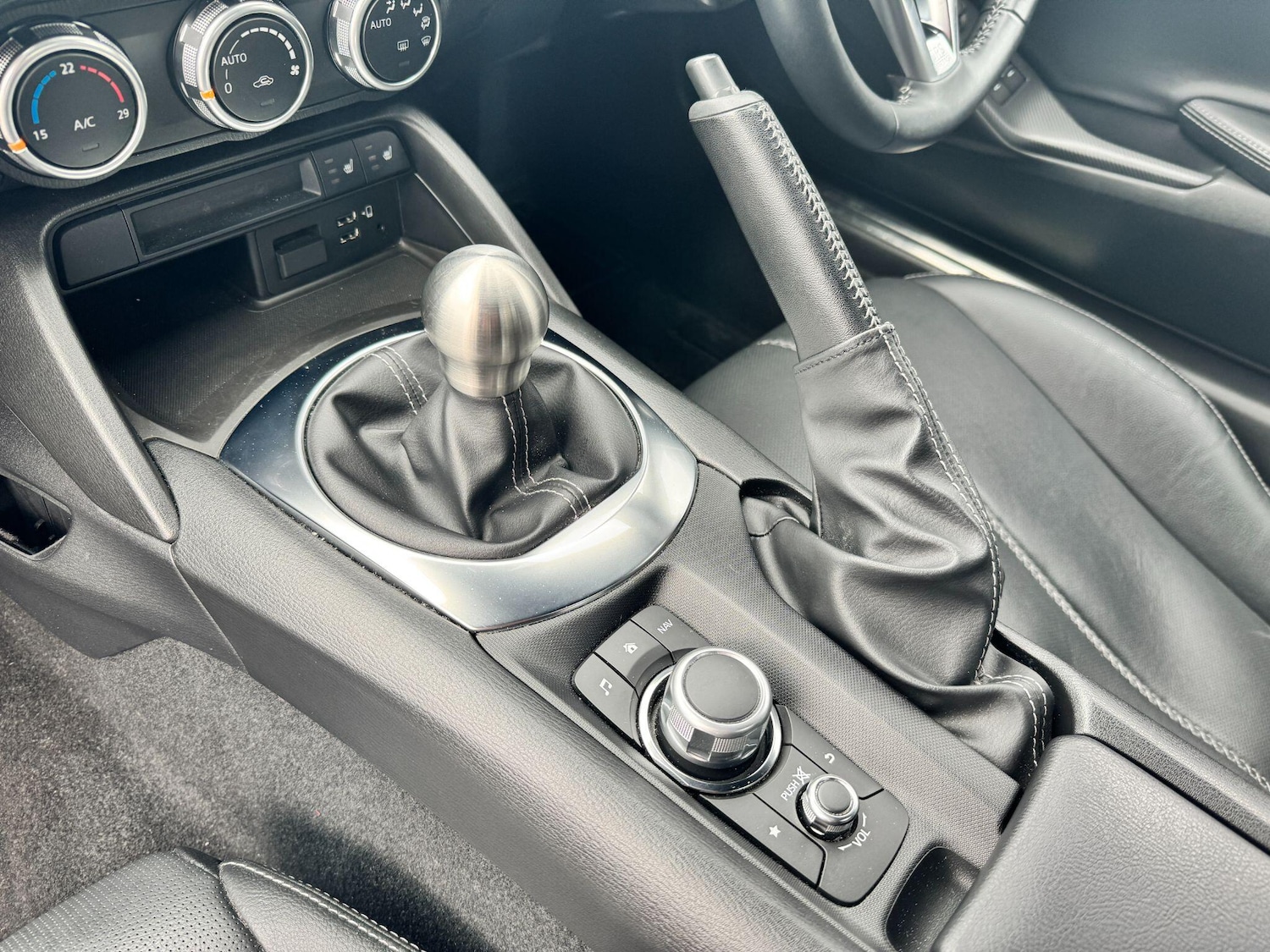 Used Mazda MX-5 2022 for sale - 76247446: Photo 14