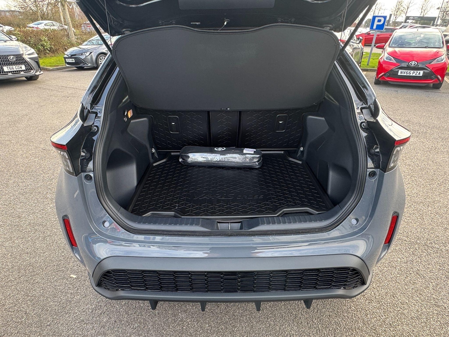 Used Toyota Yaris Cross 2026 for sale - 77682997: Photo 10