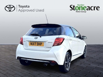 Used Toyota Yaris 2017 for sale - 76592233: Photo