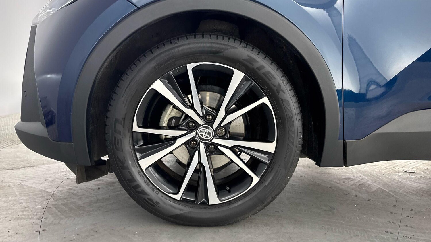 Used Toyota C-HR 2024 for sale - 77723219: Photo 9