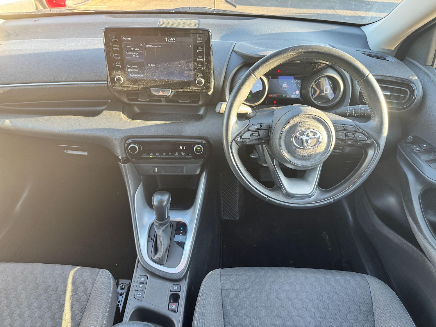 Used Toyota Yaris 2023 for sale - 76689966: Photo 15