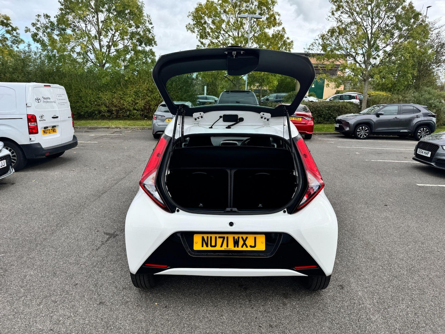 Used Toyota AYGO 2021 for sale - 77892178: Photo 10